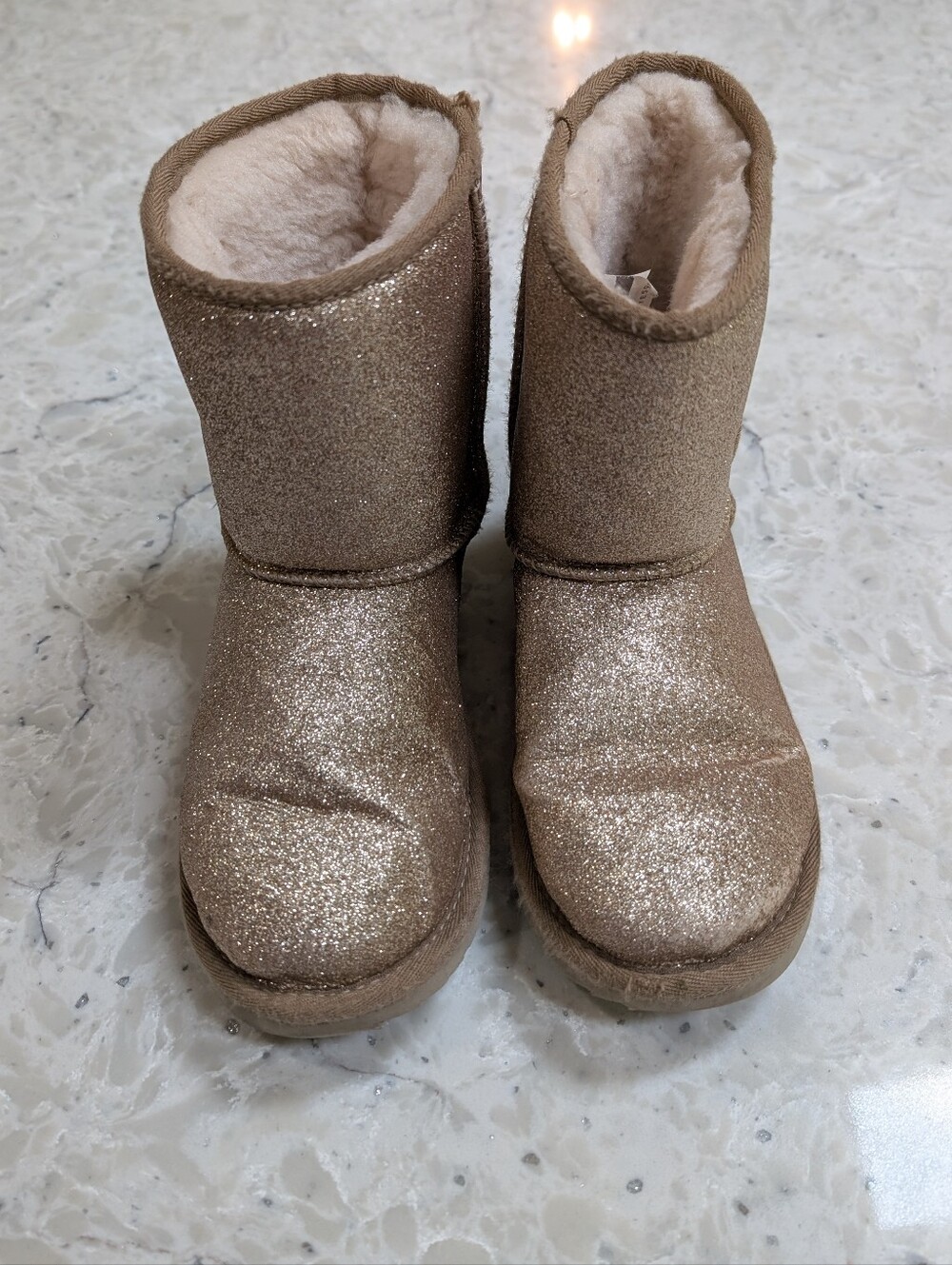 UGG Kids Classic Short II Gold Glitter Boot Girls Size 3 - Picture 2 of 7